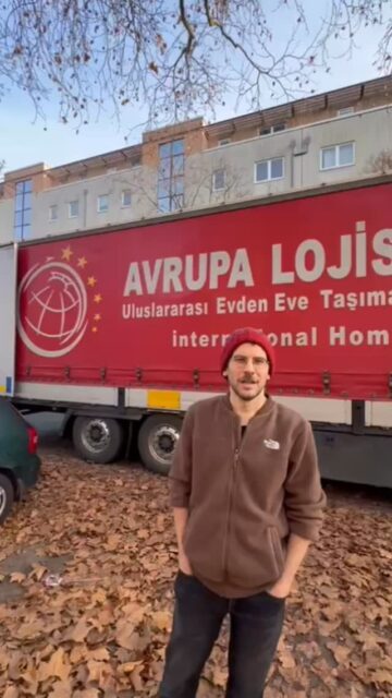 Sarısayın ailesine bizleri tercih ettiği için teşekkür eder, Yeni yuvalarında mutluluklar dileriz…
Avrupa Lojistik A.Ş.
Tüm Dünya’da Güvenle…
📞444 00 71 
📞0533 071 71 71
📞0533 071 71 72
📞0533 071 71 73
#yurtdışıeşyataşımacılığı #almanyayaevtaşıma #avrupalojistik #almanyadakitürkler #reels #uluslararasıtaşımacılık #uluslararasıevdenevenakliyat #almanyayaevtaşıma #eşyanakliye #kesfet #lojistik