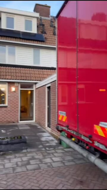 Tüm Avrupa’dan Türkiye’ye Türkiye’den Avrupa’ya Evden Eve Nakliyat 

_ 

Hizmet Verdiğimiz Ülkeler 

🚚 Almanya’ya Ev Taşıma (🇩🇪)

🚚 Hollanda’ya Ev Taşıma (🇳🇱)

🚚 Fransa’ya Ev Taşıma (🇫🇷)
 
🚚 Belçika’ya Ev Taşıma (🇧🇪) 

🚚 İngiltere’ye Ev Taşıma (🇬🇧)

🚚İsviçre’ye Ev Taşıma (🇨🇭)

🚚Avusturya’ya Ev Taşıma (🇦🇹)

🚚 Danimarka’ya Ev Taşıma (🇩🇰)

🚚 Portekiz’e Ev Taşıma (🇵🇹)

🚚 İspanya’ya Ev Taşım (🇪🇸) 

🚚Macaristan’a Ev Taşıma (🇭🇺) 

🚚İsveç’e Ev Taşıma (🇸🇪)

🚚Norveç’e Ev Taşıma (🇳🇴)

_

Neden AVRUPA LOJİSTİK? 

✅ Güvenli ve Sigortalı Taşıma: Eşyalarınızı her aşamada koruyoruz
✅ Evden eve Hizmet: Evinizde alıp yeni Evinize sorunsuz teslim ediyoruz 
✅ Deneyimli Ekip: Uzman kadromuzla hızlı ve profesyonel çözümler 
✅ 7/24 Destek: İhtiyaç duyduğunuz her an ulaşabileceğiniz iletişim hattı 

_

İletişim 

📞 +90 444 00 71 

📞 +90 533 071 71 71 

📞 +90 533 071 71 72 

📞 +90 533 071 71 73

💬 WhatsApp +90 533 071 71 71 

_ 

AVRUPA LOJİSTİK A.Ş. - Uluslararası Evden Eve Taşımacılık Eşyalarınızı Güvenle yeni adresinize taşıyoruz
#yurtdışıeşyataşımacılığı #uluslararasıtaşımacılık #almanyayaevtaşıma #uluslararasıevdenevenakliyat #avrupalojistik